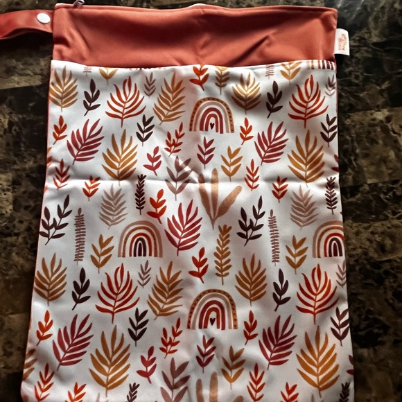 NWT NIB Cute Floral Printed Tote Bag With 2 Zippered Pockets - Picture 12 of 16